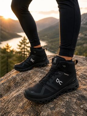On Cloudrock Waterproof Hiking Boots Black NIB Women’s US 10 On Cloud GORPcore